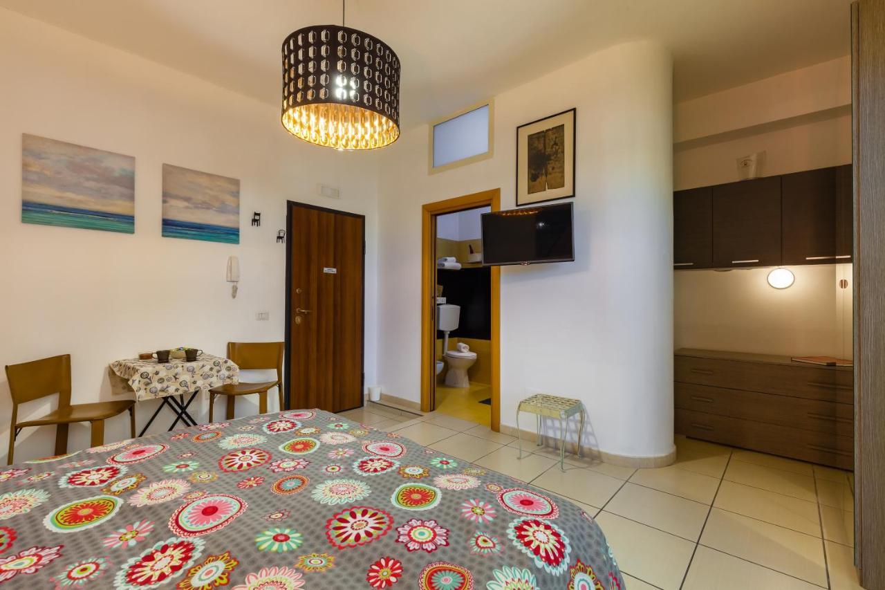 Marina Resart Rooms & Suite Naples