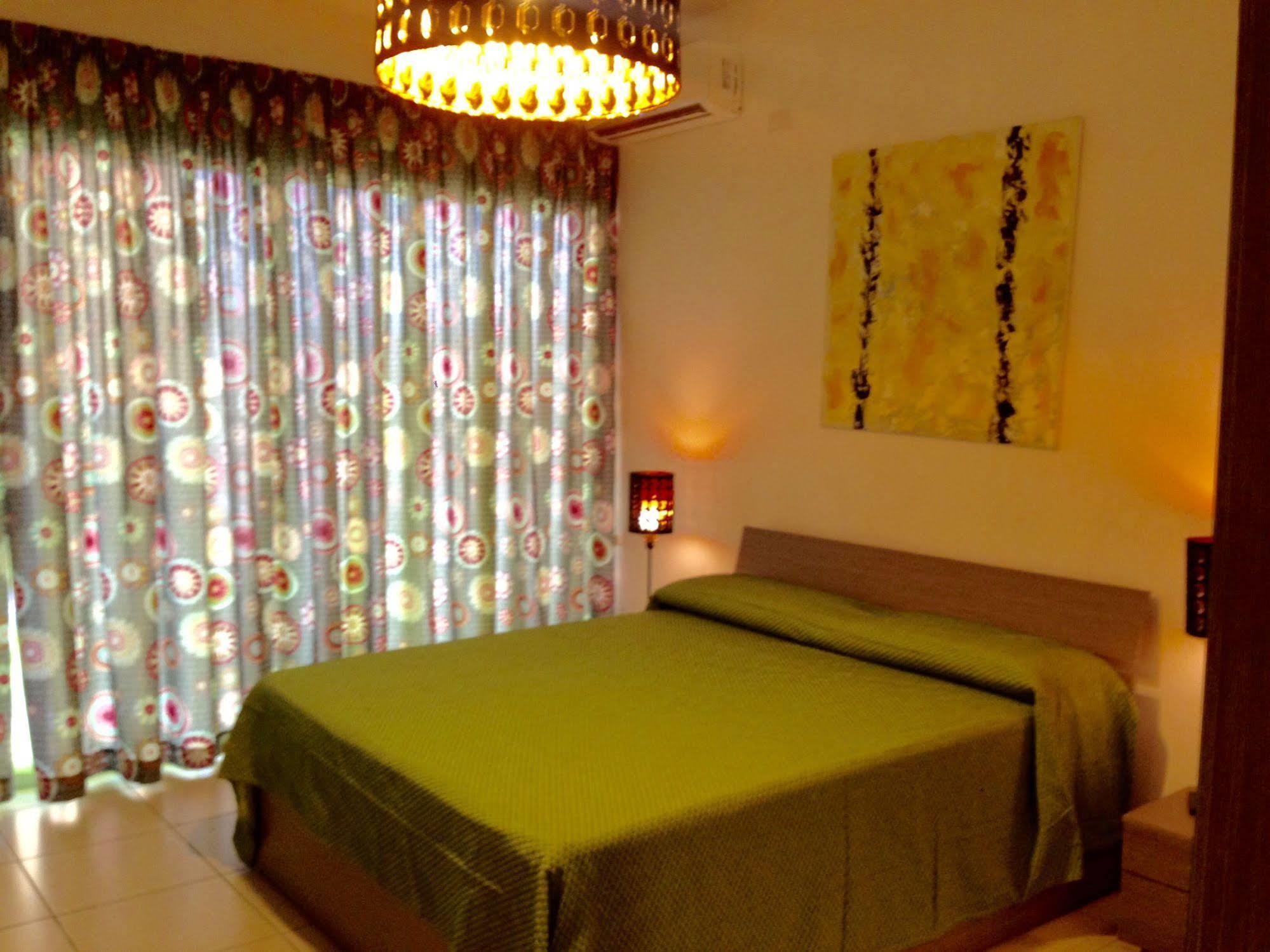 Frühstückspension Marina Resart Rooms & Suite *