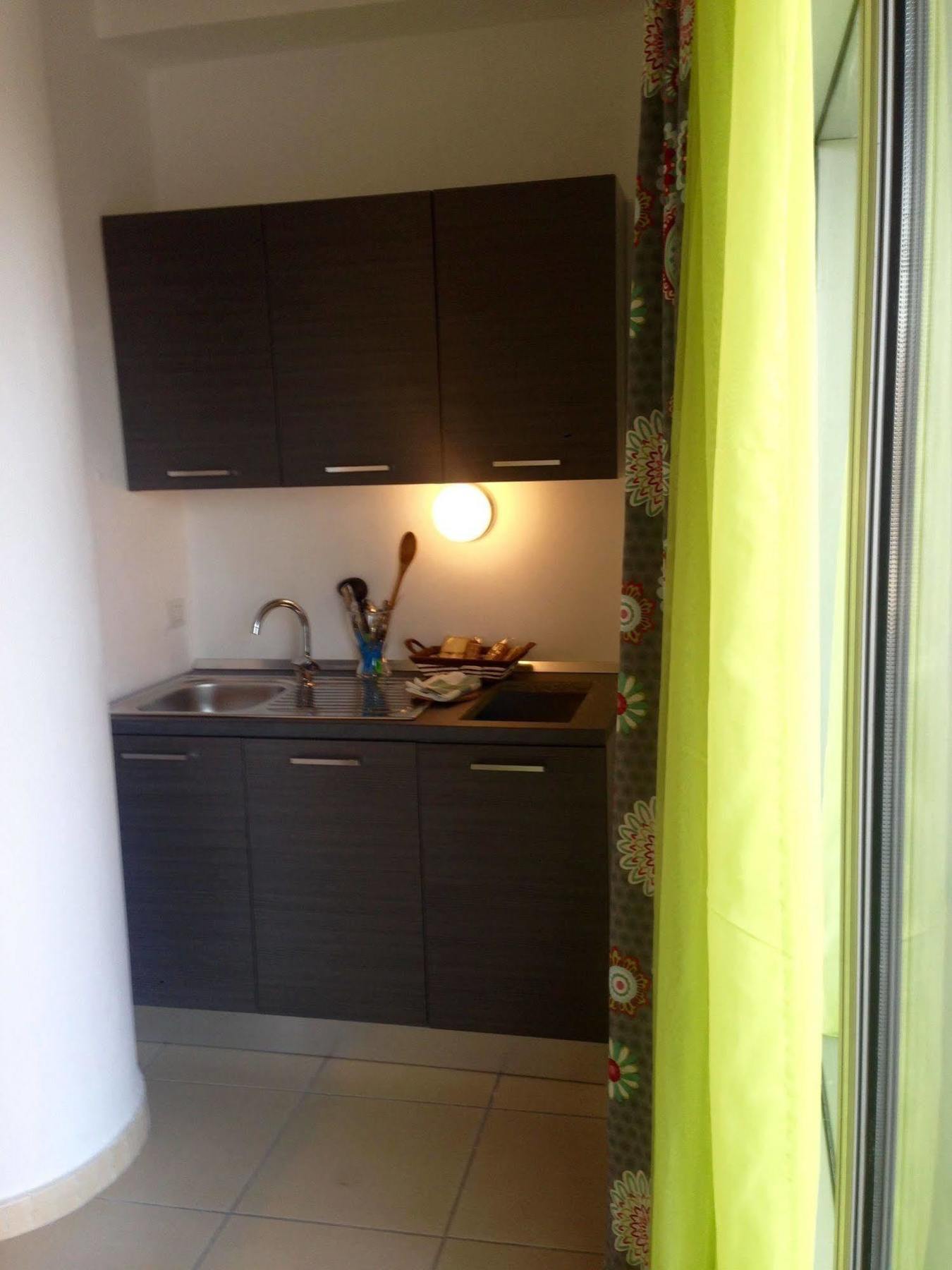 Couette-café Marina Resart & Naples