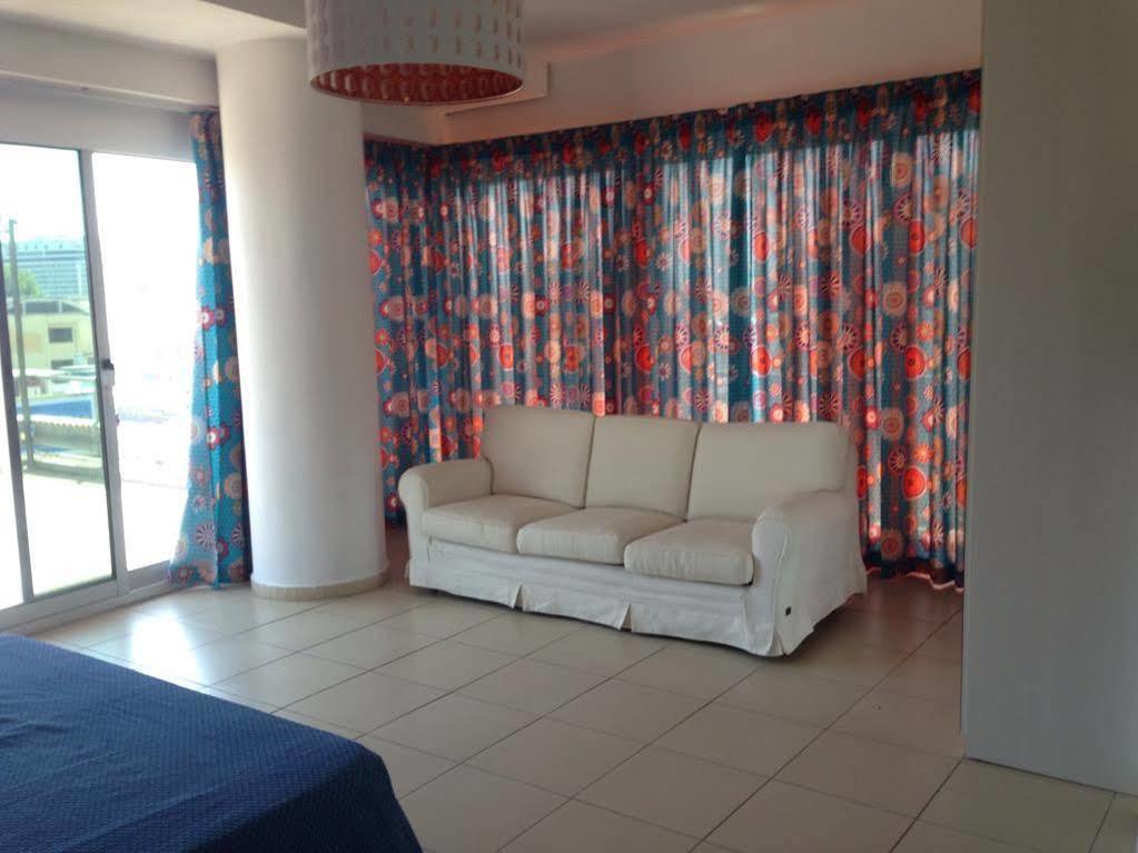 Frühstückspension Marina Resart Rooms & Suite